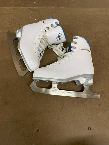 Jackson Ultima SoftSkate Womens/Girls Figure Skate - Size 2 (Used like new)
