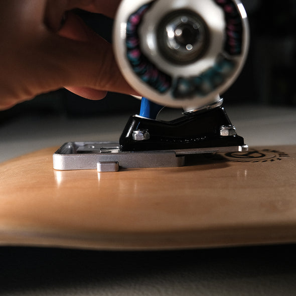 Qwiktruks - Skate Truck Quick Release System - Qwik Pack A