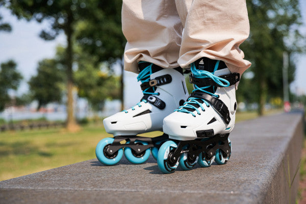 Rollerblade LIGHTNING W Complete Skates