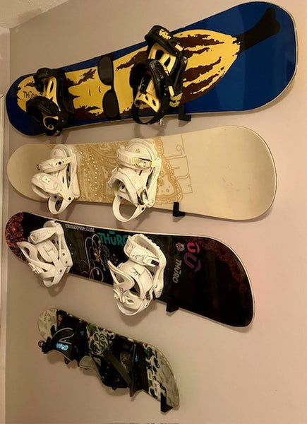 Those Snowboard Wall HOLDERS - Hang your Boards - Snowboard Wall Mount - Set of 2 - Sale