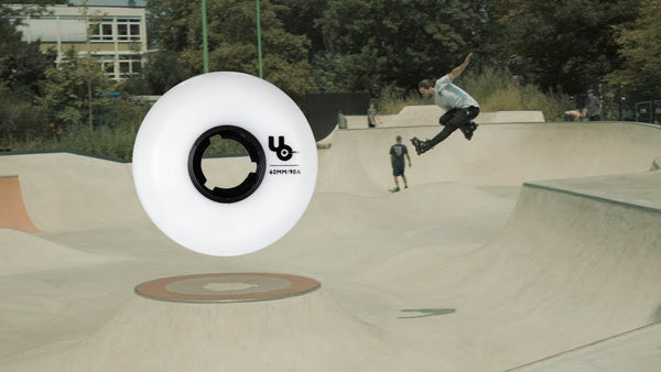 Undercover Team 60mm/90a White/Blk Wheels