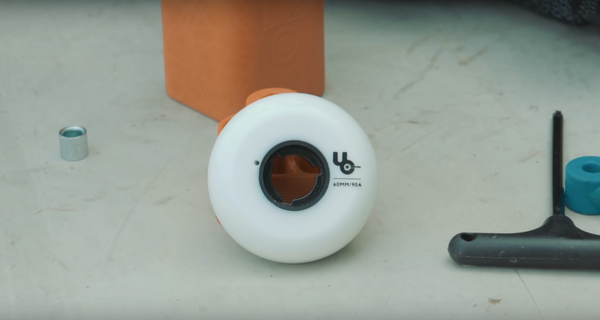 Undercover Team 60mm/90a White/Blk Wheels