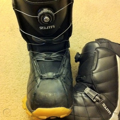 Zuma Stealth Boa Black/Grey Snowboard Boots Black - Size 7 Only - Sale